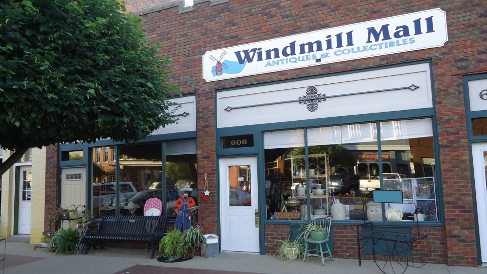 Windmill Mall Antiques and Collectibles photo