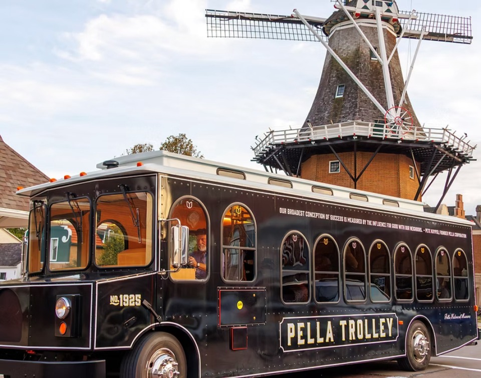 Pella Trolley Tours photo