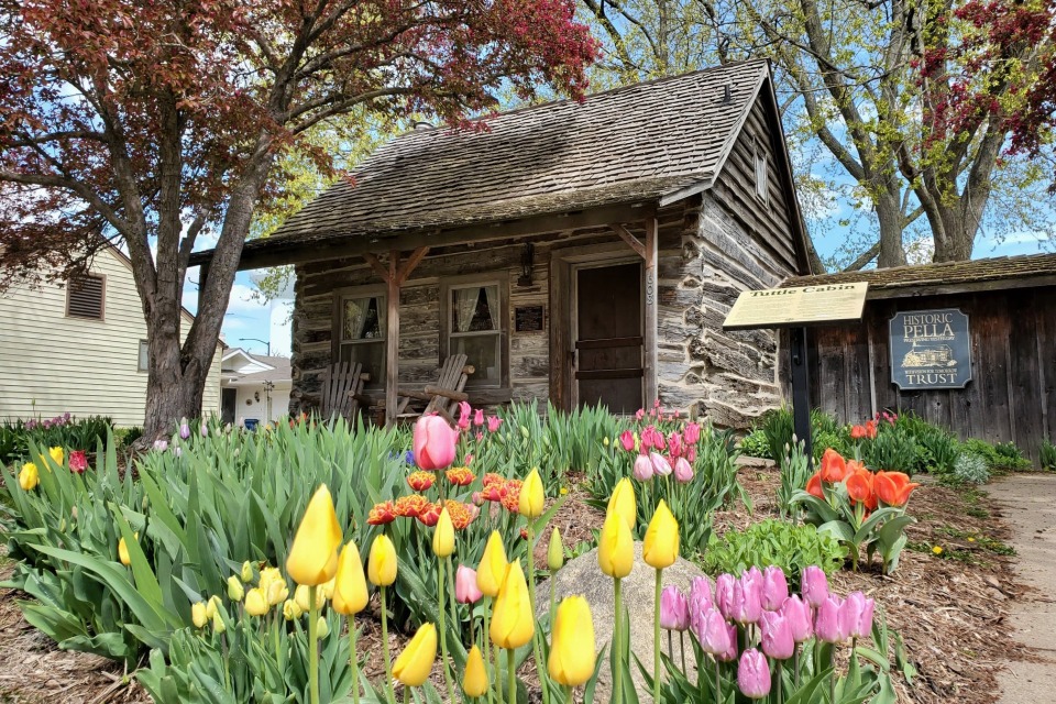 Tuttle Cabin photo